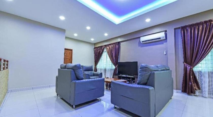 Oyo 90522 Alma Sweet Hotel
