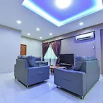 Oyo 90522 Alma Sweet Home