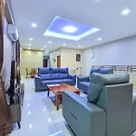 Oyo 90522 Alma Sweet Home