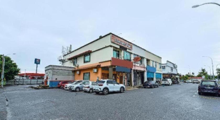 Hotel Oyo 90522 Alma Sweet 2*